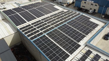 Instalación solar fotovoltaica de 151 + 25.3 kWp sobre cubierta en Asturias